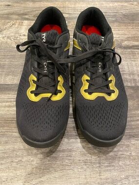 TYR Mens Black and Gold Athletic Sneakers